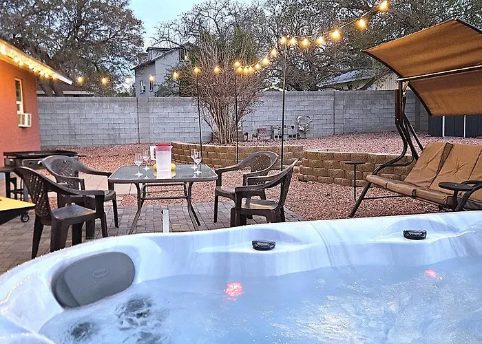 Hot Tub-boat Parking-sups-fire Pit-ping Pong-wd-coffee Bar Holiday home Page