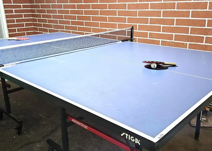 Hot Tub-boat Parking-sups-fire Pit-ping Pong-wd-coffee Bar